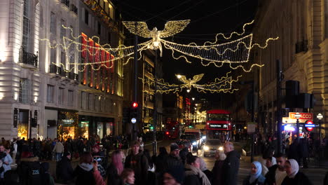 Christmas-Decoration-in-Piccadilly-Street-in-London-with-People-Shopping