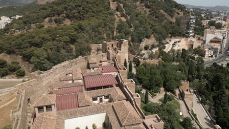 Drohnenaufnahme-Alter-Ruinen-In-Malaga,-Spanien