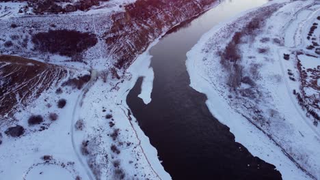 Imágenes-De-Drones-De-Bienes-Raíces-De-Calgary-Durante-Un-Hermoso-Amanecer-De-Invierno