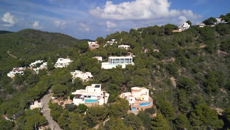 Rückzug-Auf-Der-Insel-Ibiza-Villa-Cala-De-Sant-Vicent