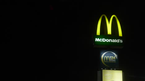 McDonald's-Company-Logo-At-Night