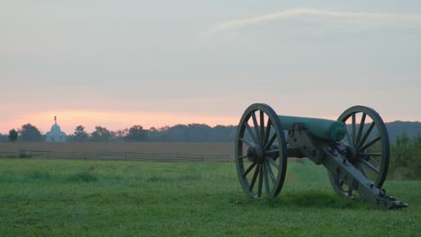 Amerikanische-Bürgerkriegskanone-Im-Gettysburg-National-Military-Park-Bei-Sonnenaufgang