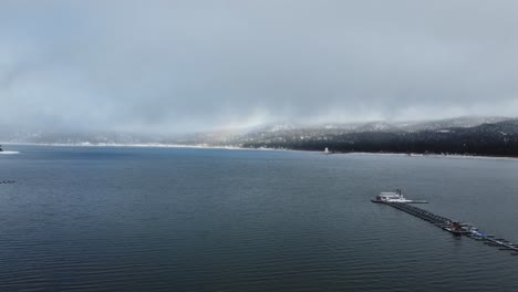 Big-Bear-Lake-Winter-Luftüberführung