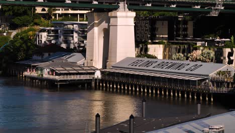 View-of-Howard-Smith-Wharf-in-Brisbane-City-from-Wilson-Outlook-Reserve,-New-Farm