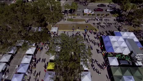 4K-Aerial-Drone-Video-of-Farmers-Market-at-Waterfront-Park-in-in-St