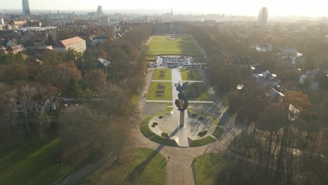 poland-sunny-day-summer-theater-theater-outdoor-drone-shot-Szczecin-city-park