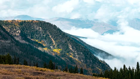 Time-lapse-of-clouds-passing-through-Guanella-Pass-during-Autumn-near-Denver,-Colorado