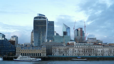 London-Business-District-Skyscrapers-and-Thames-River-Static-Cityscape
