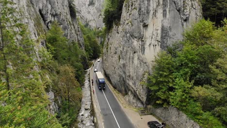Stunning-Natural-Wonder-Bicaz-Gorge-In-Romania