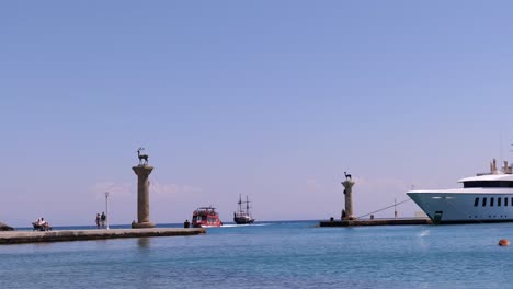 Tour-Boat-Sailing-Into-Rhodes-Mandraki-Marina-And-Port