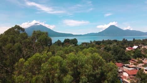 Luftüberführung-Zum-See-Und-Zu-Den-Vulkanen---Lake-Atitlan,-Panajachel,-Guatemala