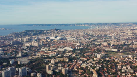 Drone-pan-view-of-Marseille-city-in-France