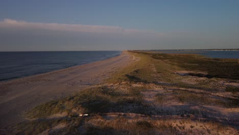 Sonnenuntergang-Luftaufnahme-Von-Ponquogue-Beach-Long-Island-New-York