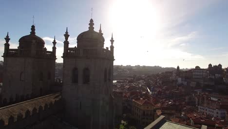 Stadtansicht-Und-Kathedrale-Von-Porto-In-Portugal-Luftbild