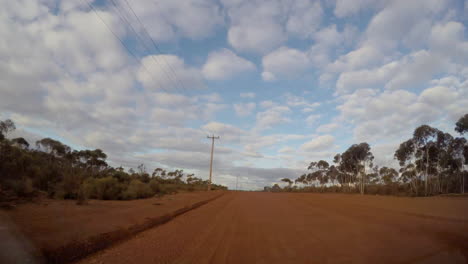 Australia-Outback-Road-Gopro-Van-Life-Aussie-Drive-Timelapse-Camino-Rojo-Cielo-Azul-Roadtrip-Por-Taylor-Brant-Película