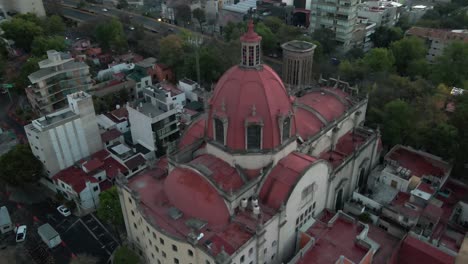 Aerial-View-of-La-Sabatina,-Nuestra-Senora-del-Carmen-Catholic-Church-in-Mexico-City-at-Dawn,-Drone-Shot