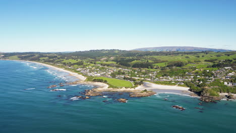 Coastal-town-of-Brighton-in-New-Zealand,-aerial-drone-view