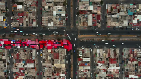 Overhead-view-traffic-on-a-junction-road-in-Mexico-city-suburbs