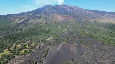 Monte-Etna-Cráteres-Y-Volcán-En-Sicilia,-Italia---Antena-4k