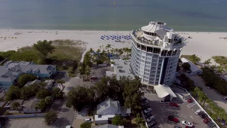 4K-Drohnenvideo-Von-Wunderschönen-Resorts-Am-Golf-Von-Mexiko-In-St