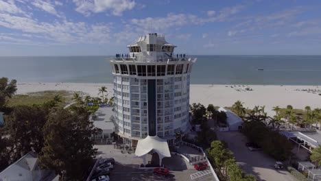4K-Drone-Video-of-Bellwether-Resort-Hotel-on-the-Gulf-of-Mexico-in-St