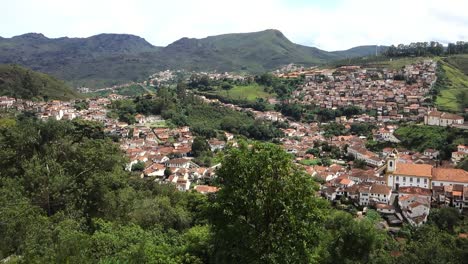 Luftaufnahme-Von-Ouro-Preto,-Einem-Weltkulturerbe-Der-Unesco-Im-Bundesstaat-Minas-Gerais,-Brasilien