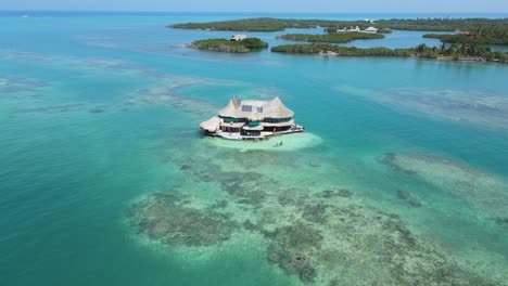 Columbia-Tourist-Vacation-Villa-Island-in-Tropical-Caribbean-Paradise,-Aerial