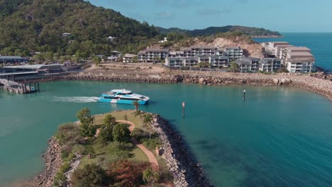 Aerial-View-of-a-ferry-leaving-Magnetic-Island-North-Queensland