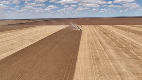 Wide-Acre-Getreideernte-In-Westaustralien