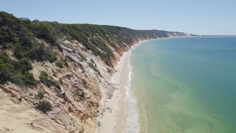 Malerische-Landschaft-Des-Rainbow-Beach-In-Queensland,-Australien---Luftaufnahme