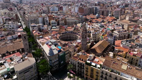Blick-Auf-Das-Historische-Zentrum-Von-Valencia-In-Spanien-Tagsüber---Luftdrohnenaufnahme
