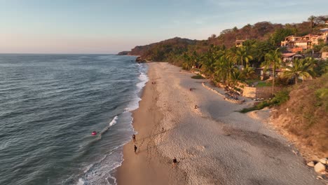 Sayulita,-Mexico's-main-beach-and-town