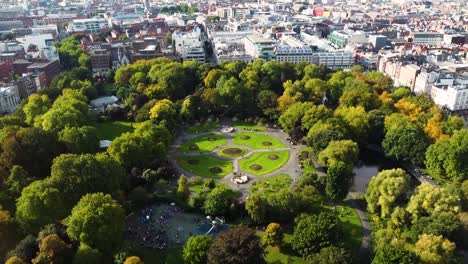 Aerial-drone-video-of-Dublin-St-Stephens's-Green-in-central-Dublin-looking-west
