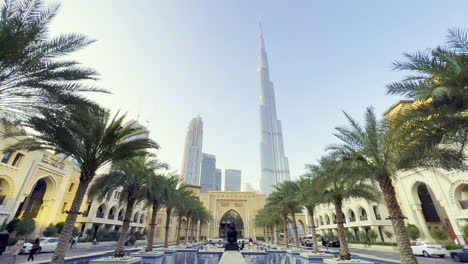 Beliebter-Fotostandort-Für-Instagram-In-Dubai,-Wo-Man-Den-Burj-Khalifa-Sehen-Kann