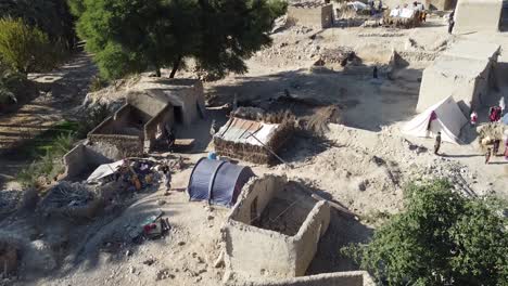 Luftaufnahme-Des-Traditionellen-Ländlichen-Dorfes-In-Balochistan,-Pakistan