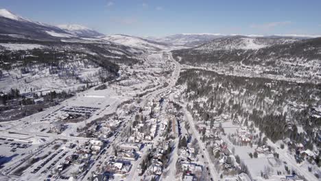 Aerial-Footage-of-snowy-Silverthorne,-Colorado-during-Winter