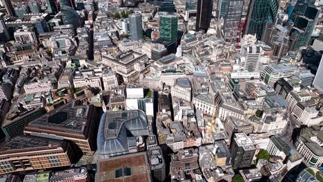 Aerial-view-of-the-Bank-of-England,-Bank-Station-and-the-towers-of-the-City-of-London