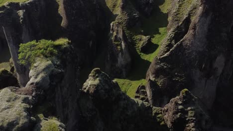 Fjöðrárgljúður-Canyon-In-Südisland