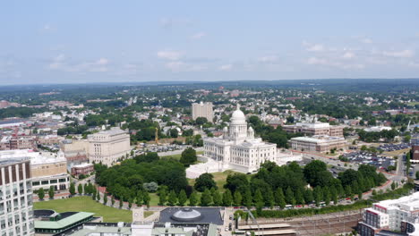 Aerial-drone-shot-of-Rhode-Island-State-House-in-Providence