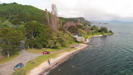 Panoramic-aerial-view-of-tranquil-Lake-Taupo,-New-Zealand