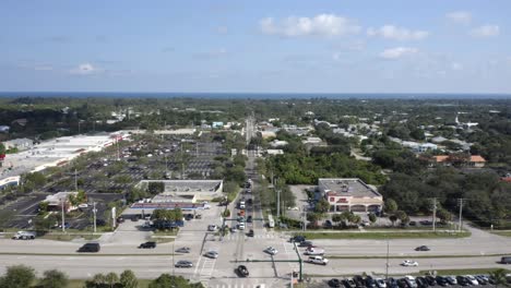 Hobe-Sound,-Florida-US1-Intersection-4k-Aerial