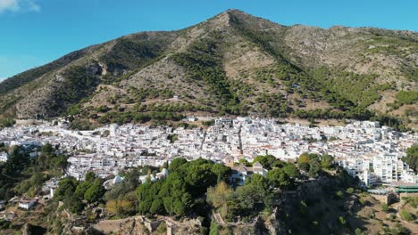 Mijas-Pueblo-white-mountain-village-in-Malaga,-Andalusia,-Spain---Aerial-4k