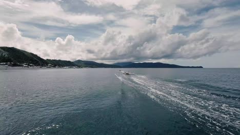 Fischerbootjagd-Auf-Mabua-Surigao