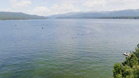 Boote-Auf-Dem-Payette-Lake-In-Mccall,-Idaho-4k