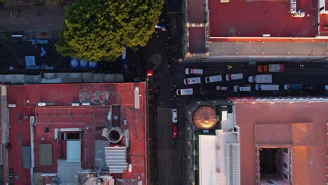 Drone-footage-of-the-finish-line-in-the-marathon-of-Puebla-City