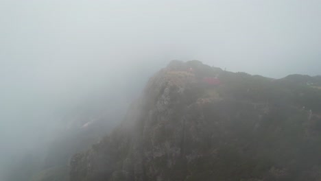 Aerial,-Foggy-Mountain-Tops-In-Mirador-Cuatro-Palos,-Queretaro,-Mexico