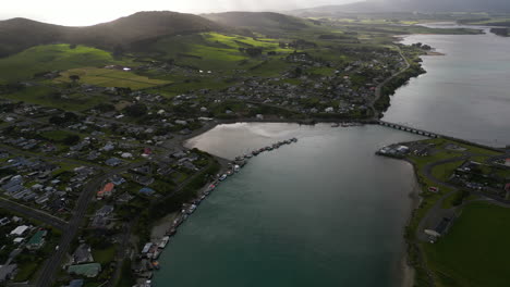 Beautiful-travel-destination-in-New-Zealand,-Riverton-city-from-above