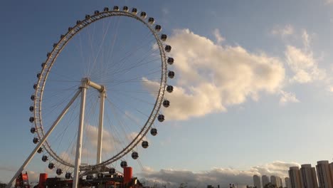 Sao-Paulo,-Brazil:-Roda-Rico,-largest-Ferris-wheel-in-Latin-America,-at-Villa-Lobos-Park