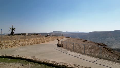 4K-High-resolution-drone-video-of-Ben-Gurion’s,-Tomb-National-Park,-Midreshet-Ben-Gurion,-Midreshet-Sde-Boker-BenGurion,-Grave-Site--Southern-Israel