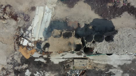 Top-down-aerial-view-of-the-aftermath-of-the-ammonium-nitrate-explosion-in-the-Port-of-Beirut